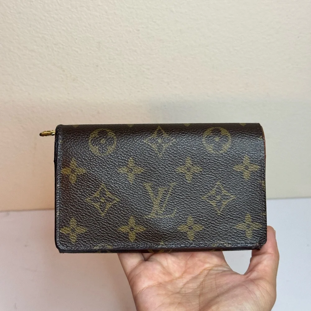 Louis Vuitton Monogram Porte Monnaie Tresor Wallet
